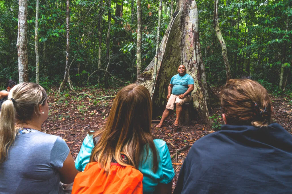 diferença entre o turismo tradicional e o turismo comunitário